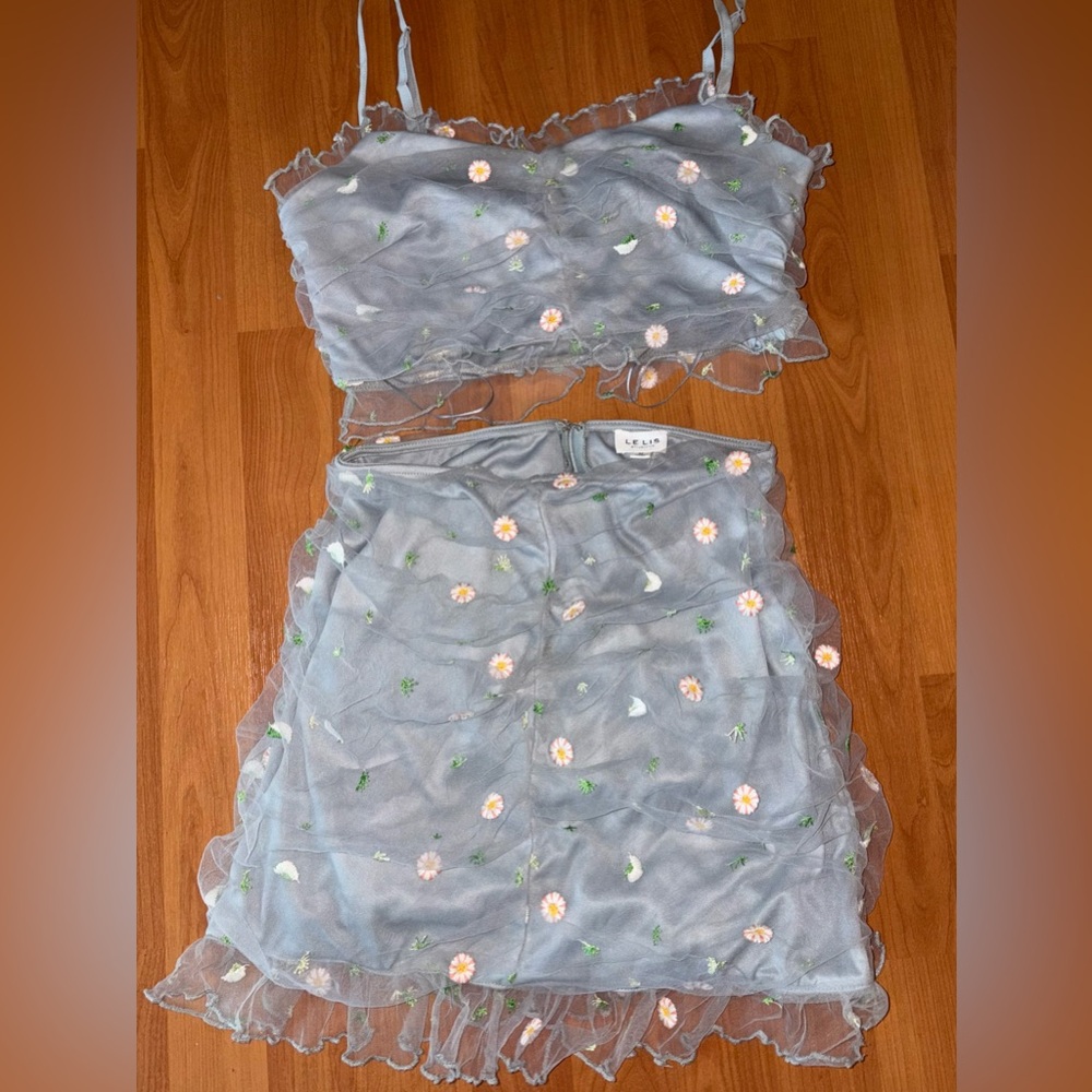 CUTE NEW TWO PIECE SET